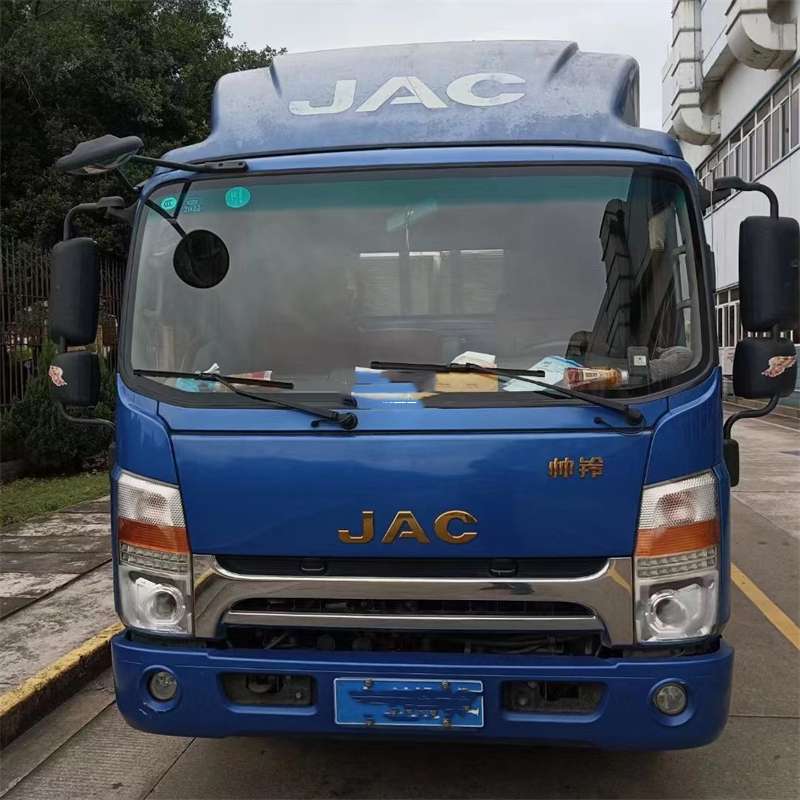 伊犁到吴忠物流公司一站式服务，为您的货物保驾护航